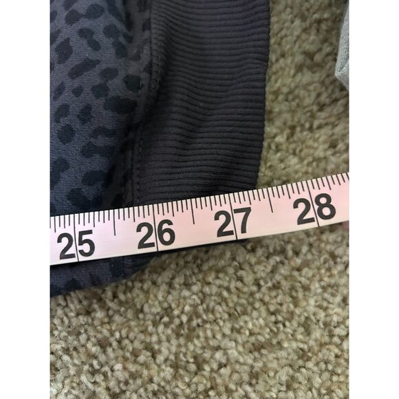 Fabletics Forever Fleece Hooded Jumpsuit X-Large Gray Leopard Orchid New $99 - Picture 11 of 11